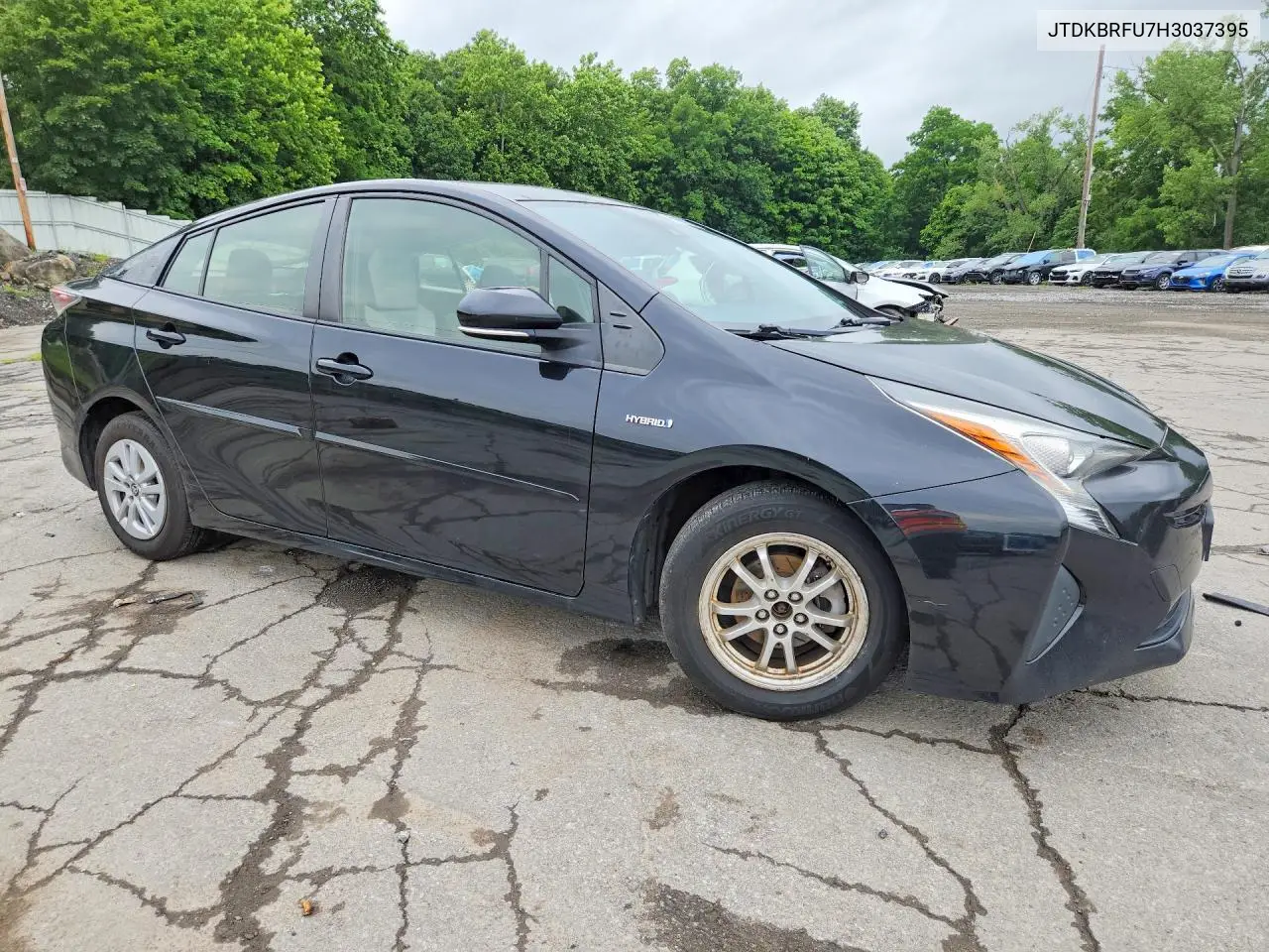 2017 Toyota Prius Two VIN: JTDKBRFU7H3037395 Lot: 61887176