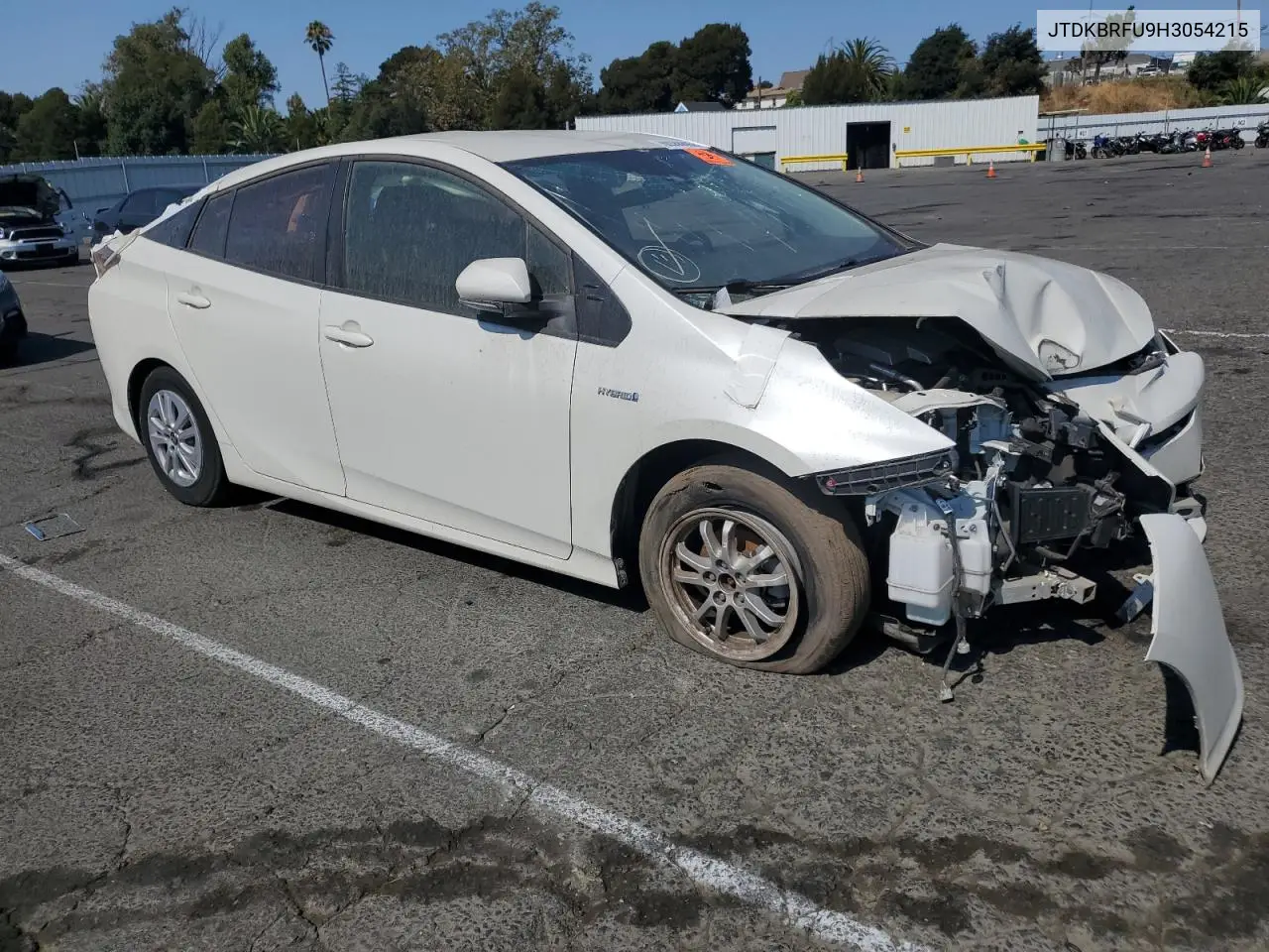 JTDKBRFU9H3054215 2017 Toyota Prius