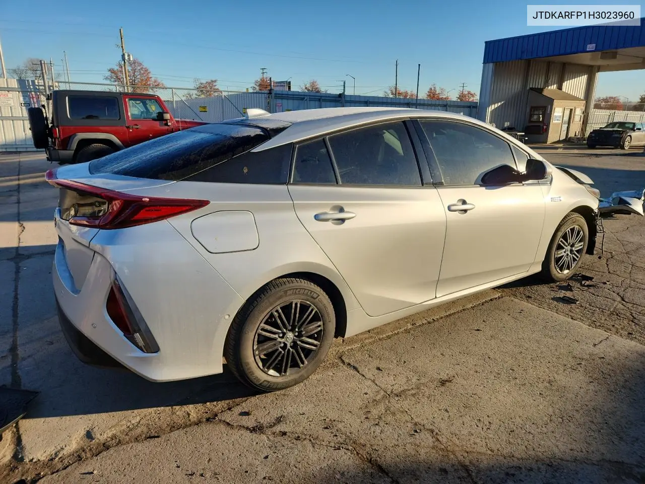 JTDKARFP1H3023960 2017 Toyota Prius Prime