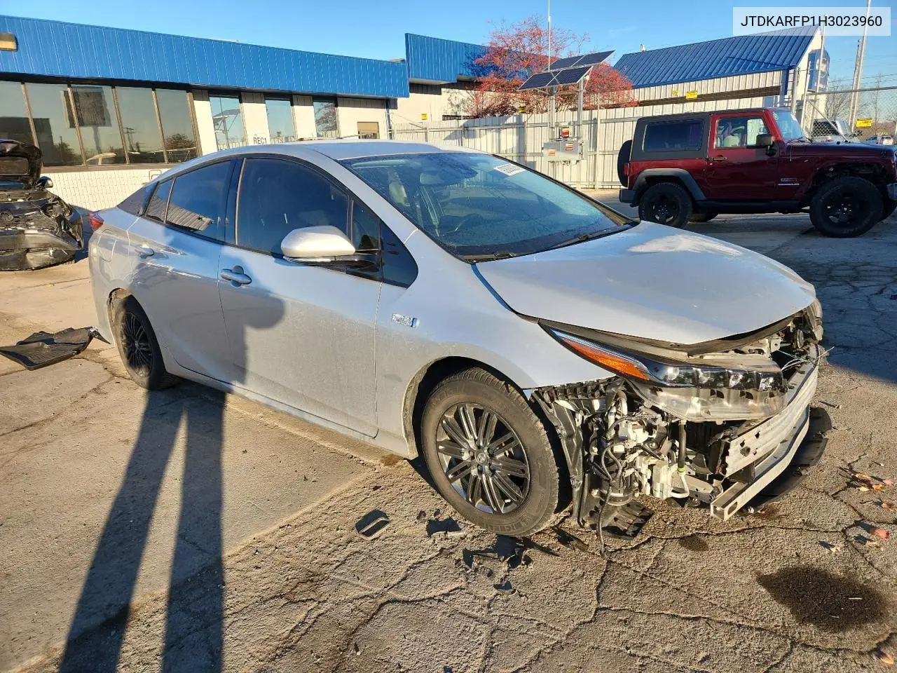 JTDKARFP1H3023960 2017 Toyota Prius Prime