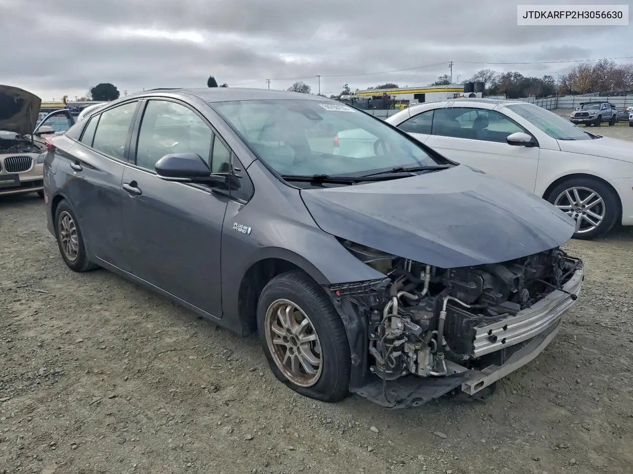 JTDKARFP2H3056630 2017 Toyota Prius Prime
