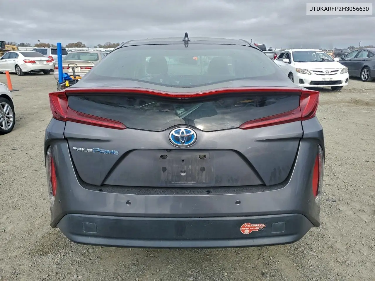 JTDKARFP2H3056630 2017 Toyota Prius Prime