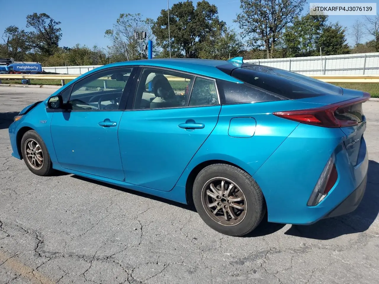 JTDKARFP4J3076139 2018 Toyota Prius Prime