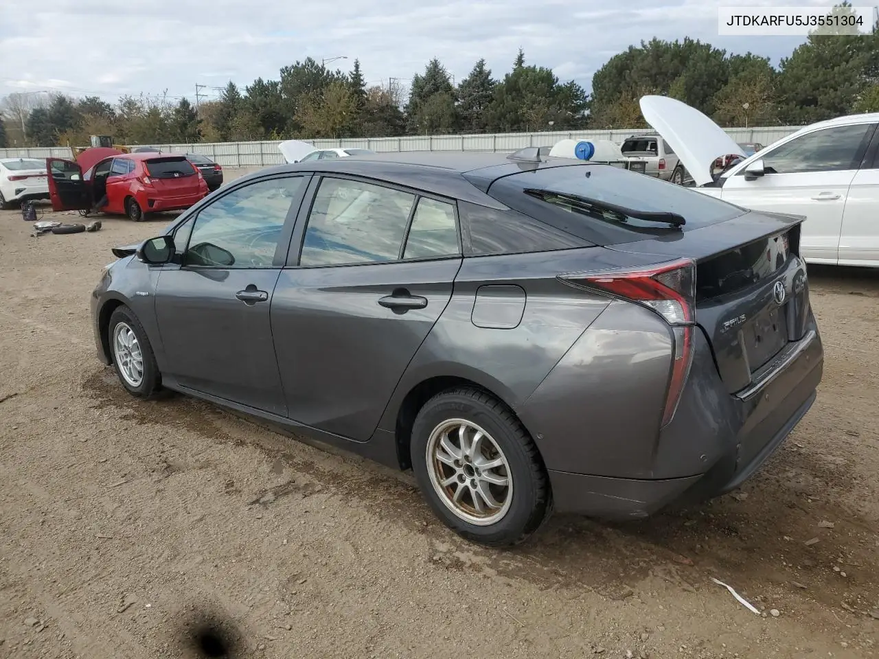 JTDKARFU5J3551304 2018 Toyota Prius
