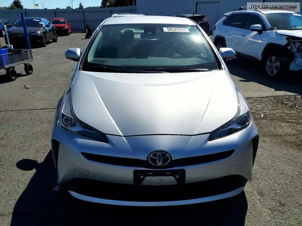 2019 Toyota Prius Le VIN: JTDKARFU3K3075944 Lot: 58529656