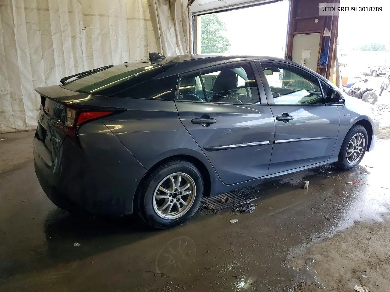 2020 Toyota Prius Le Awd-E VIN: JTDL9RFU9L3018789 Lot: 61219306