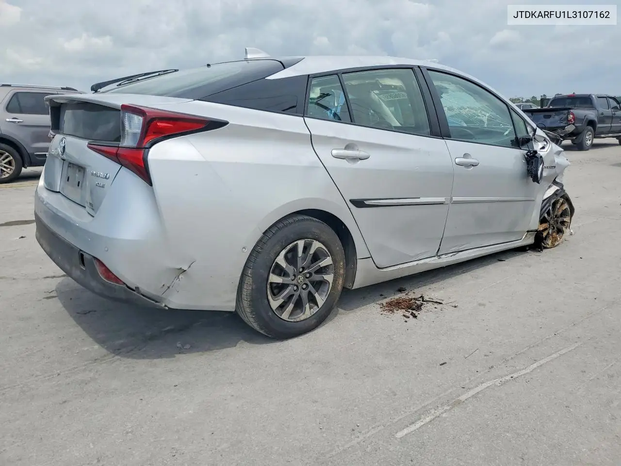 2020 Toyota Prius Xle VIN: JTDKARFU1L3107162 Lot: 62062856