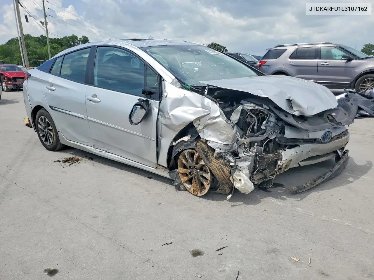 2020 Toyota Prius Xle VIN: JTDKARFU1L3107162 Lot: 62062856