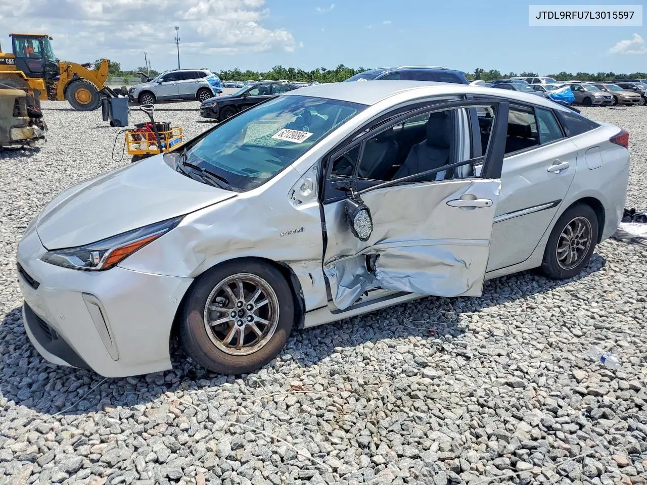 2020 Toyota Prius Xle Awd-E VIN: JTDL9RFU7L3015597 Lot: 62129096