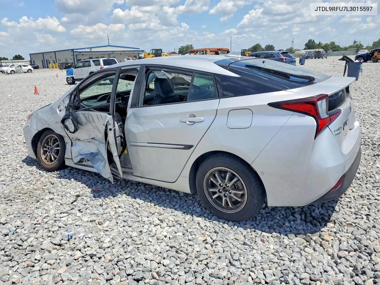 2020 Toyota Prius Xle Awd-E VIN: JTDL9RFU7L3015597 Lot: 62129096