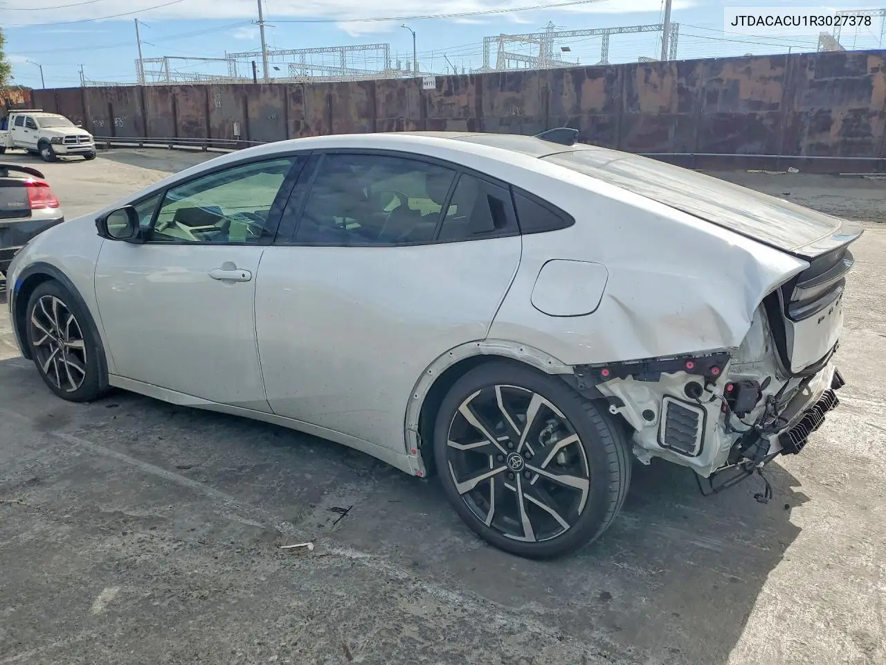 2024 Toyota Prius Prime Xse VIN: JTDACACU1R3027378 Lot: 61610576