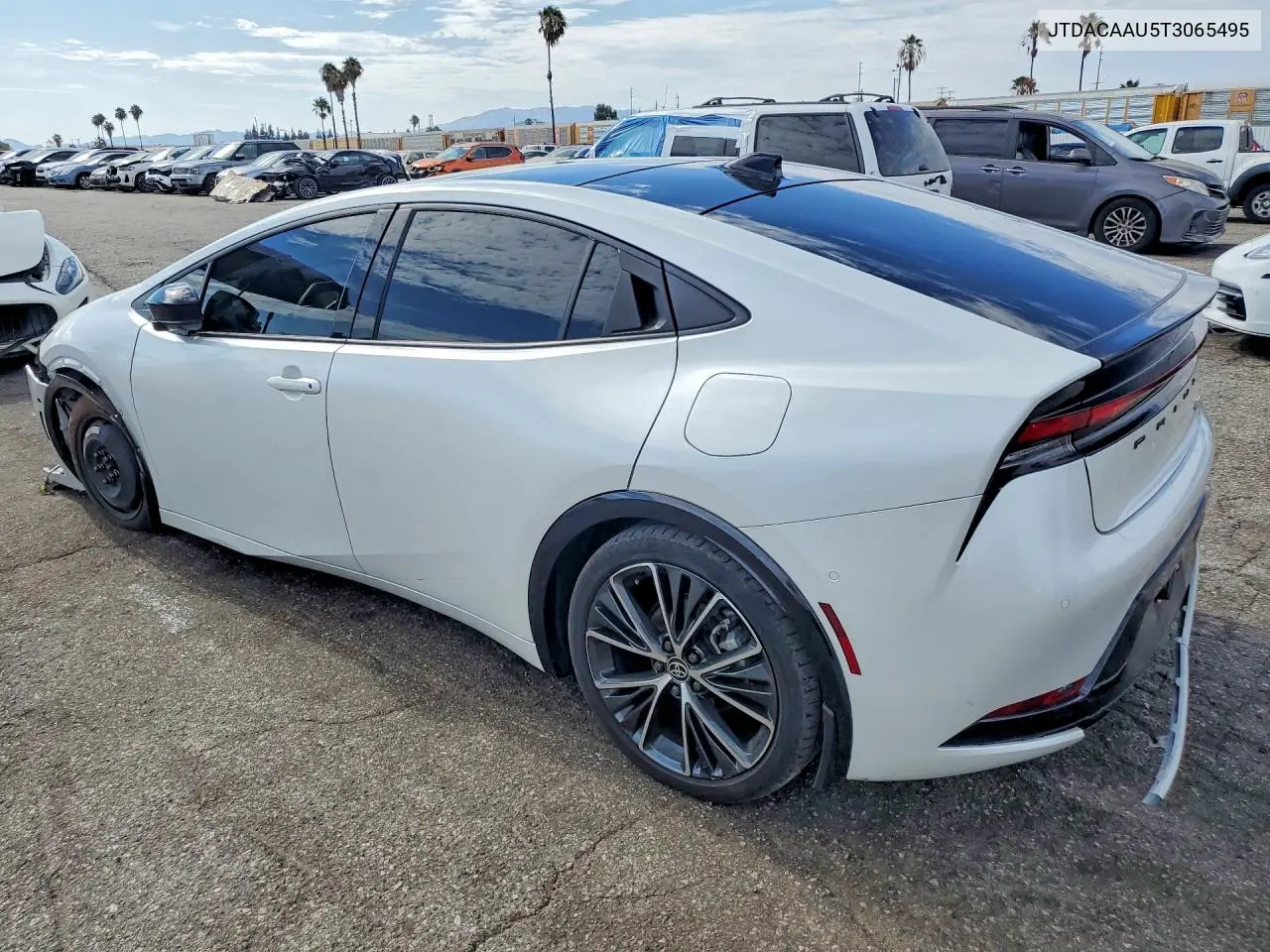 2026 Toyota Prius Limited VIN: JTDACAAU5T3065495 Lot: 62055876