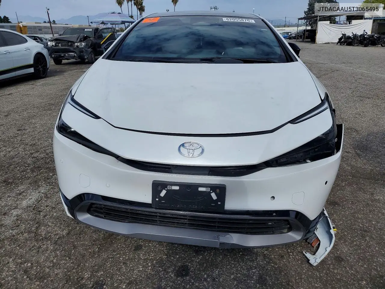 2026 Toyota Prius Limited VIN: JTDACAAU5T3065495 Lot: 62055876