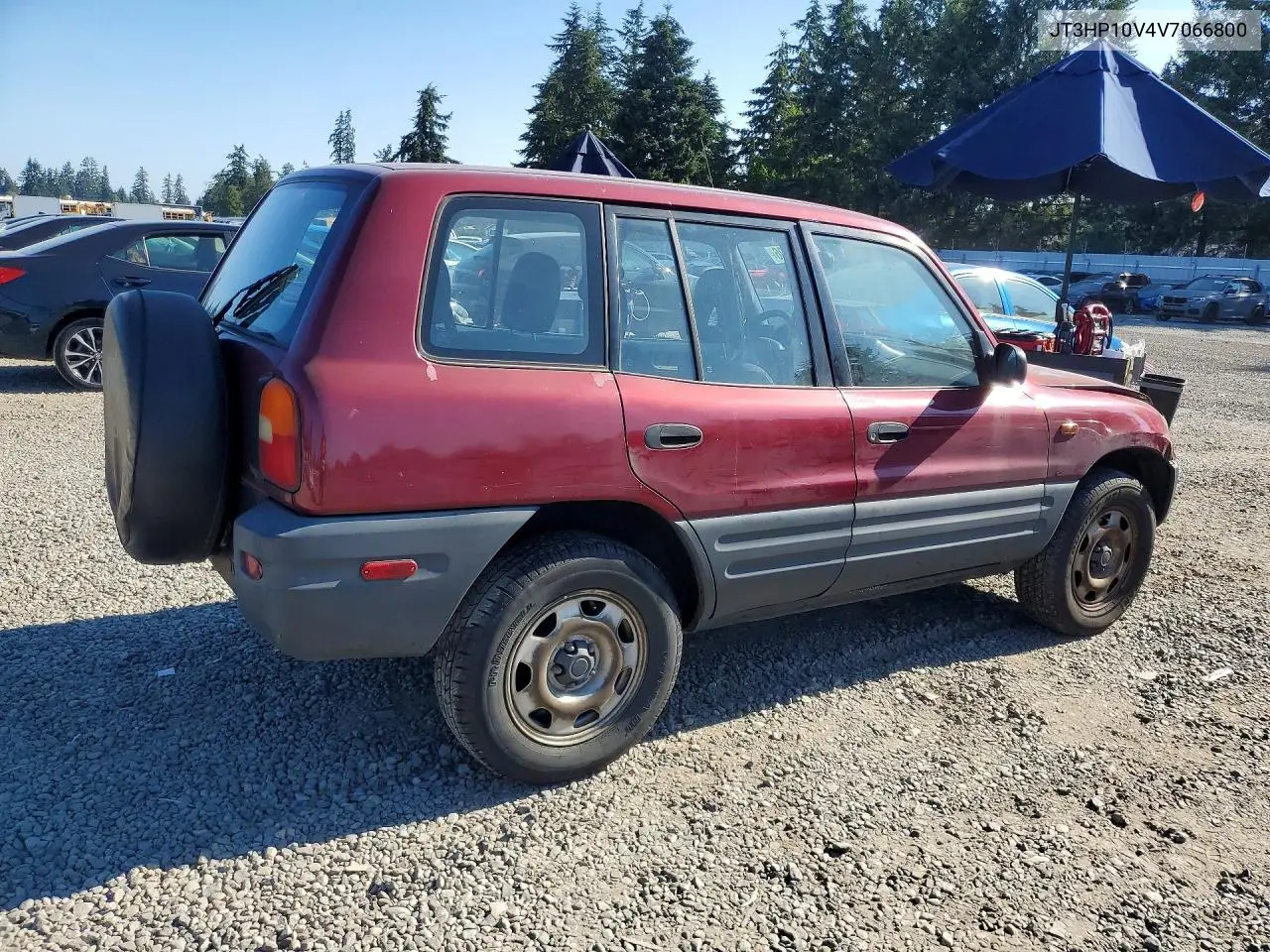 1997 Toyota Rav4 Base VIN: JT3HP10V4V7066800 Lot: 61090506