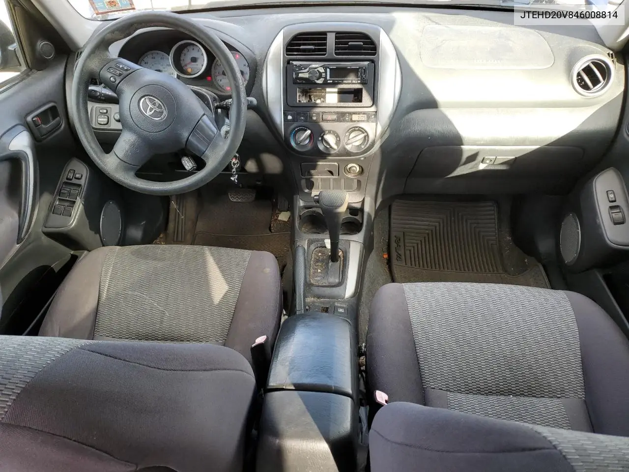 JTEHD20V846008814 2004 Toyota Rav4