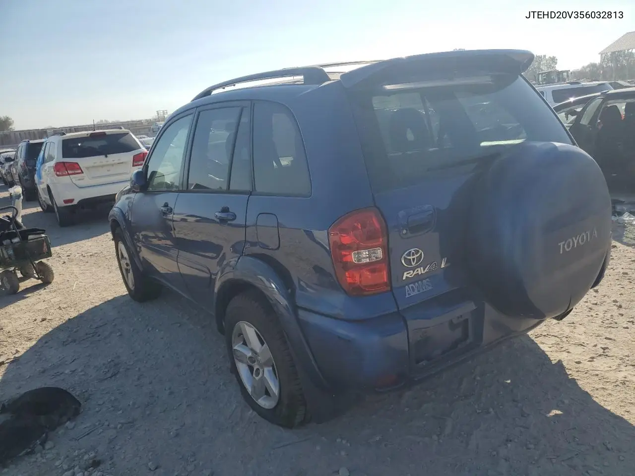 JTEHD20V356032813 2005 Toyota Rav4 Base