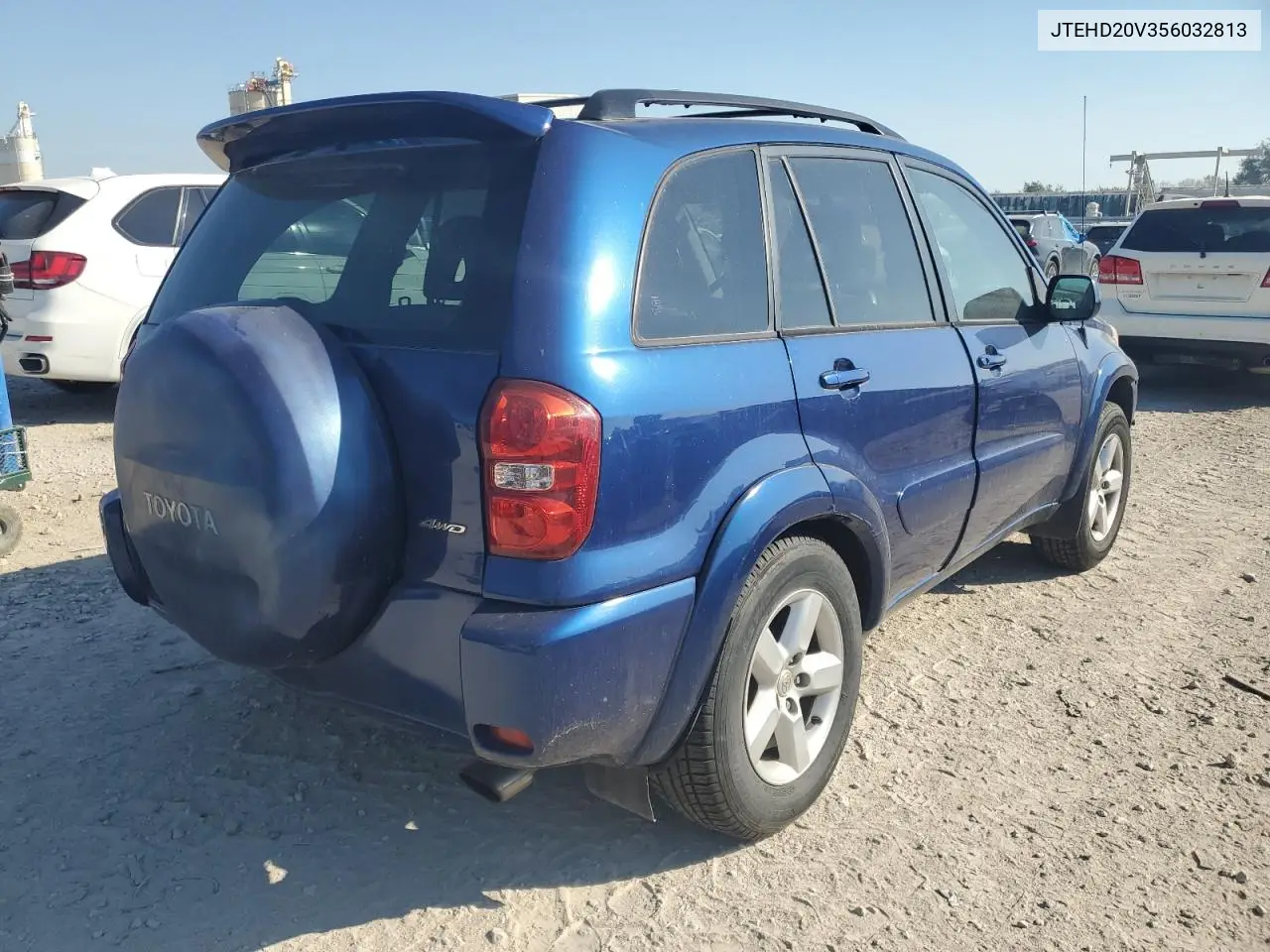 JTEHD20V356032813 2005 Toyota Rav4 Base