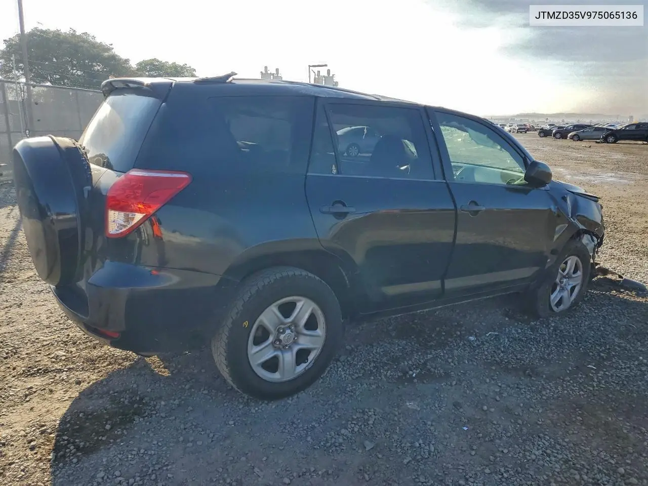 JTMZD35V975065136 2007 Toyota Rav4