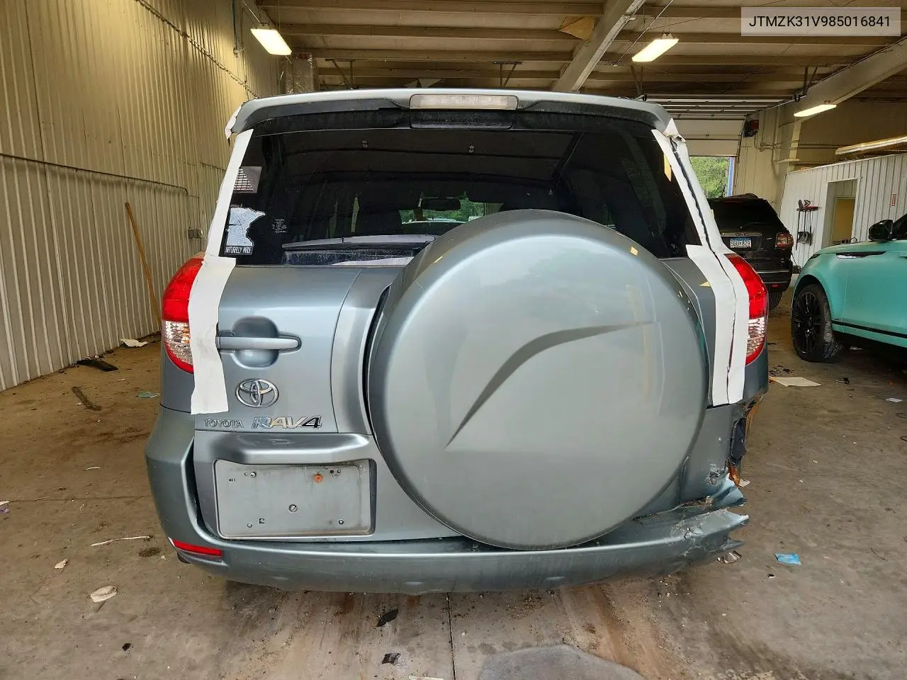 2008 Toyota Rav4 Limited VIN: JTMZK31V985016841 Lot: 62025286