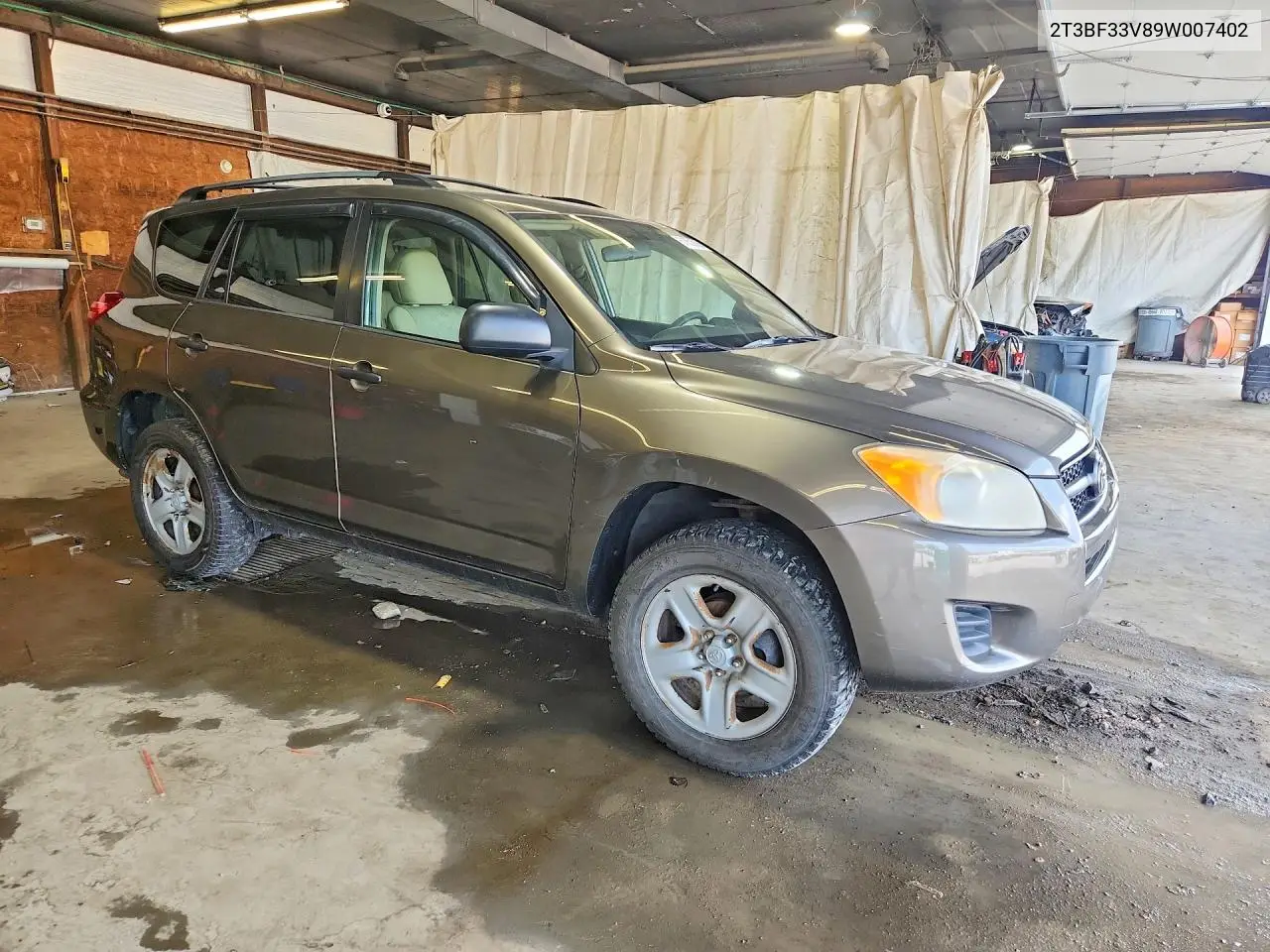 2009 Toyota Rav4 Base VIN: 2T3BF33V89W007402 Lot: 61852816
