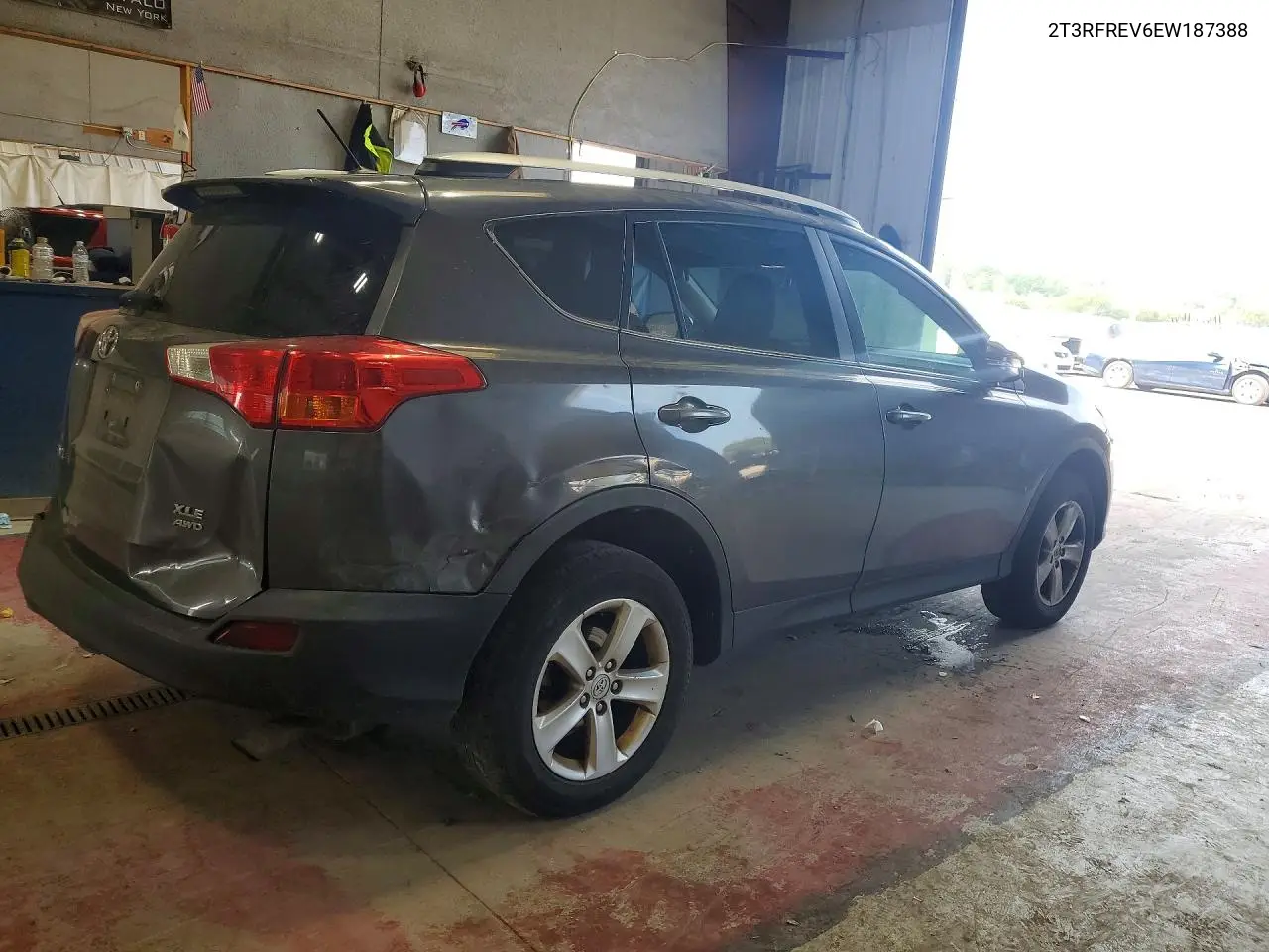 2014 Toyota Rav4 Xle VIN: 2T3RFREV6EW187388 Lot: 61130436