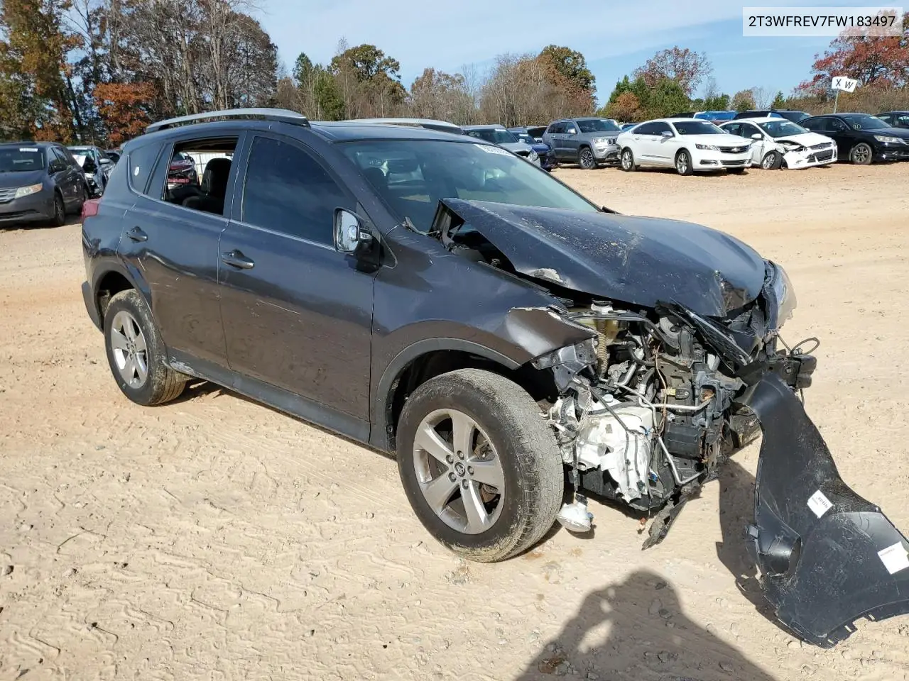 2T3WFREV7FW183497 2015 Toyota Rav4 Xle
