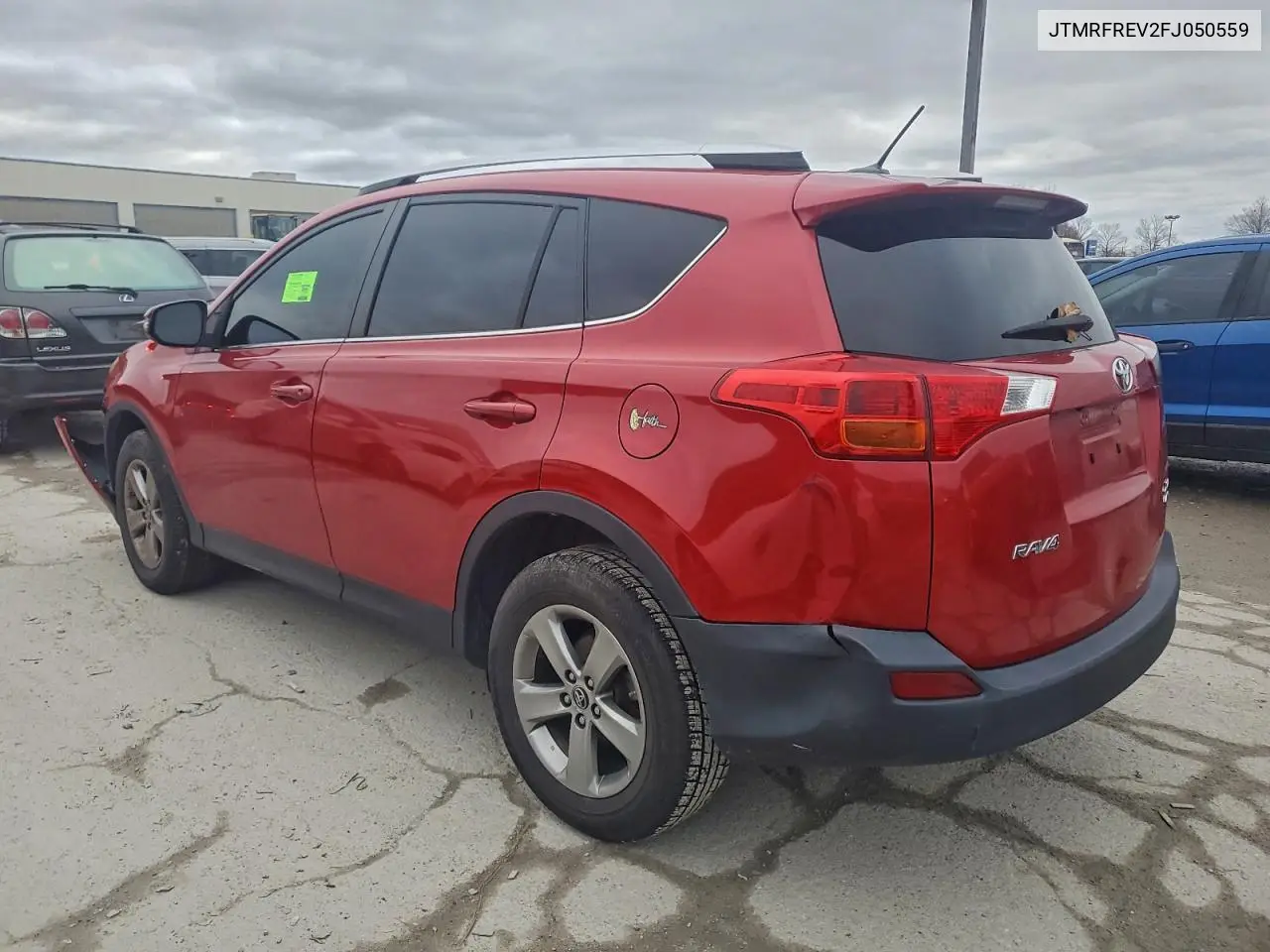 JTMRFREV2FJ050559 2015 Toyota Rav4 Xle