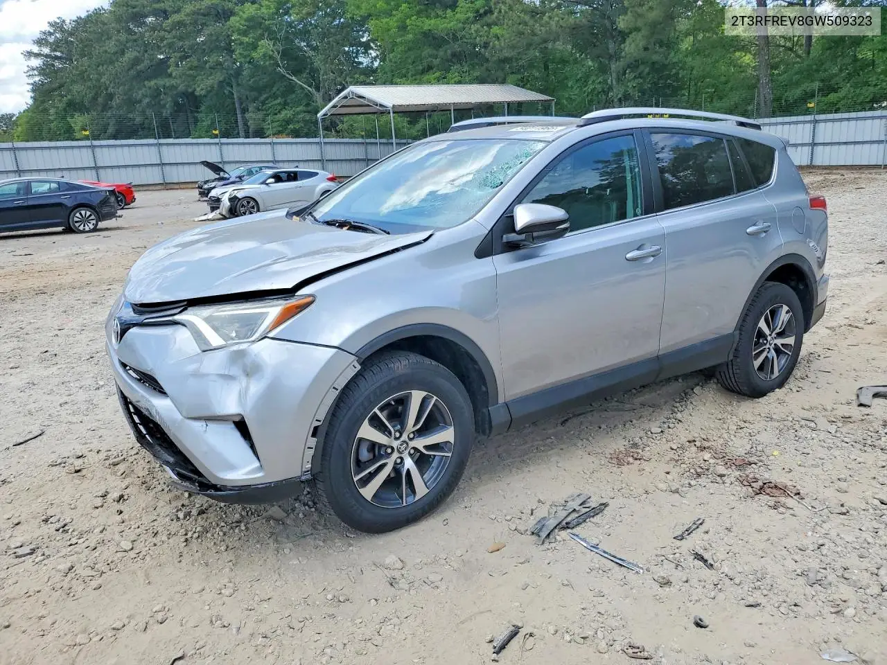 2T3RFREV8GW509323 2016 Toyota Rav4 Xle