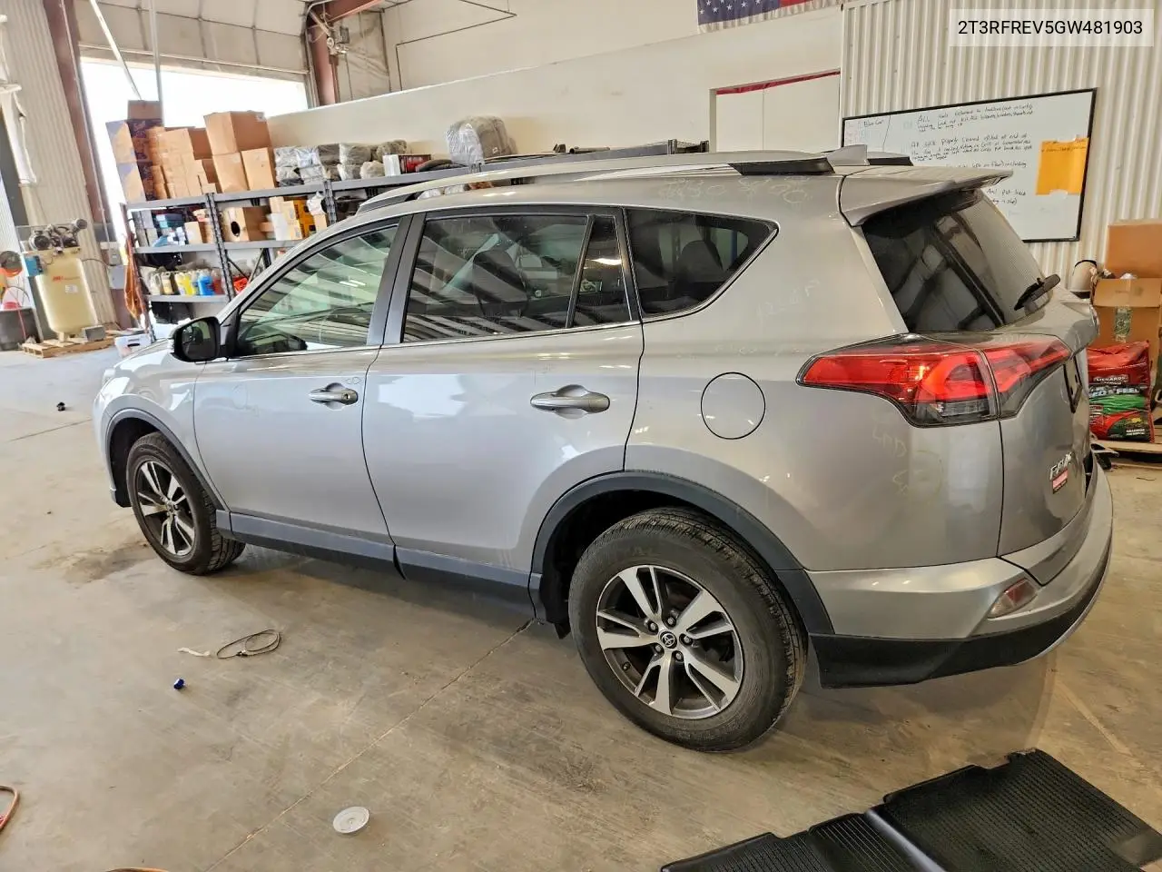 2016 Toyota Rav4 Xle VIN: 2T3RFREV5GW481903 Lot: 61738556