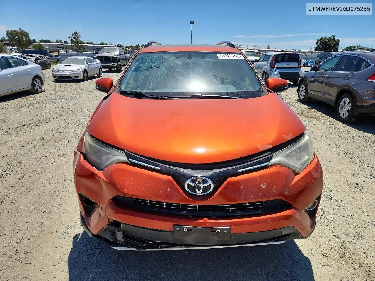 2016 Toyota Rav4 Xle VIN: JTMWFREV2GJ075255 Lot: 61928796