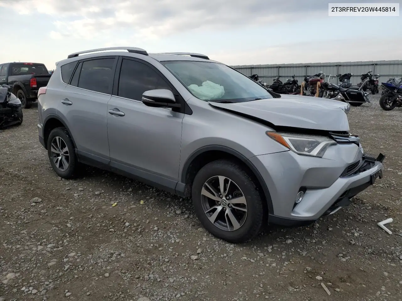 2T3RFREV2GW445814 2016 Toyota Rav4 Xle