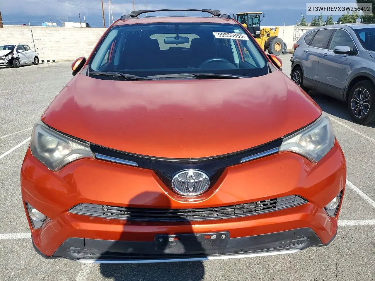 2T3WFREVXGW256492 2016 Toyota Rav4 Xle