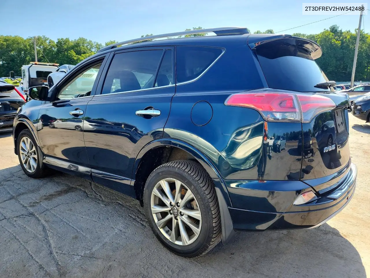 2017 Toyota Rav4 Platinum VIN: 2T3DFREV2HW542488 Lot: 60591986