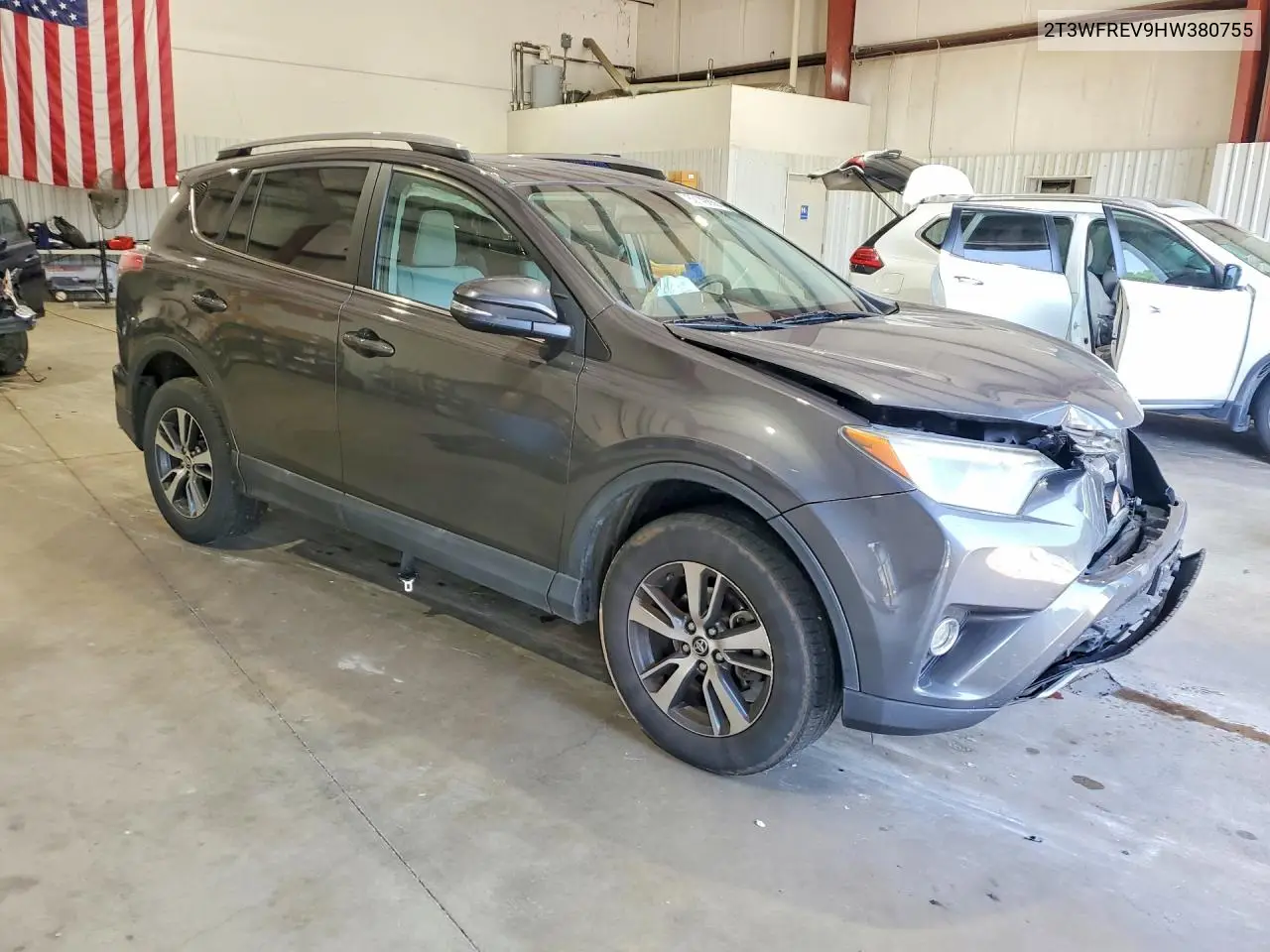 2017 Toyota Rav4 Xle VIN: 2T3WFREV9HW380755 Lot: 62149656