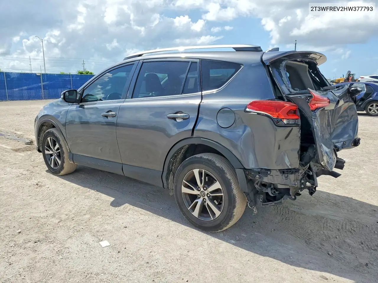 2017 Toyota Rav4 Xle VIN: 2T3WFREV2HW377793 Lot: 62207936