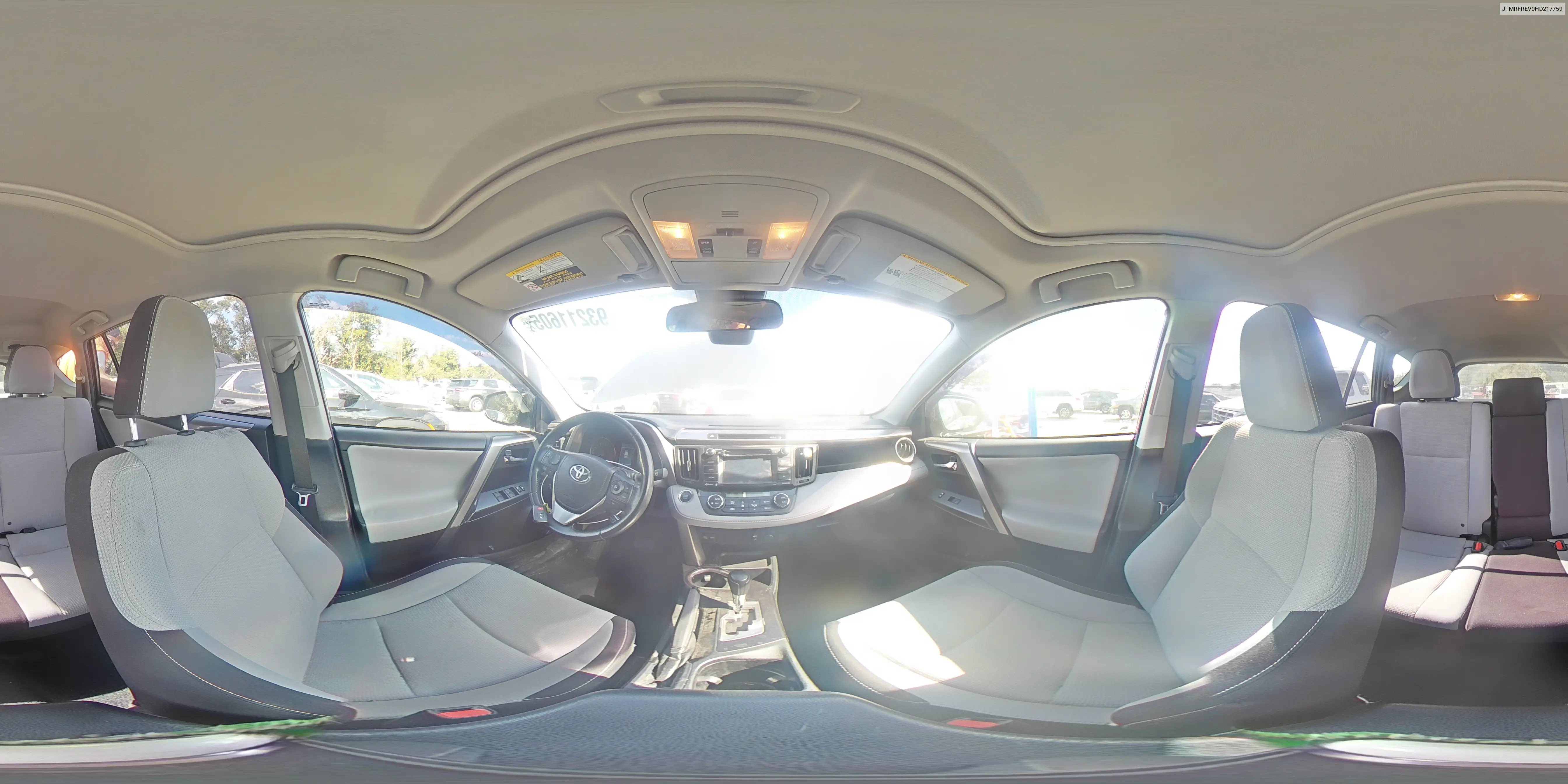 JTMRFREV0HD217759 2017 Toyota Rav4 Xle