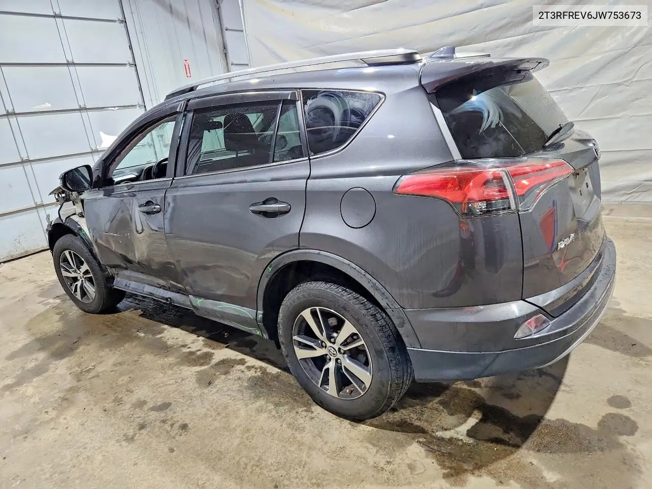 2018 Toyota Rav4 Xle VIN: 2T3RFREV6JW753673 Lot: 61375526