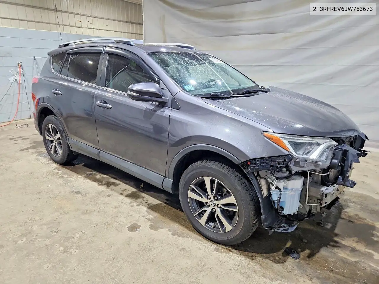 2018 Toyota Rav4 Xle VIN: 2T3RFREV6JW753673 Lot: 61375526
