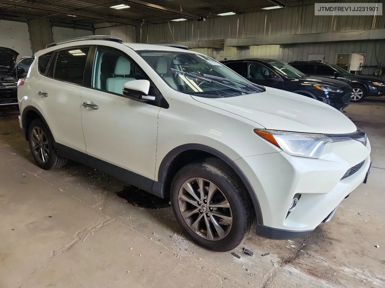 2018 Toyota Rav4 Limited VIN: JTMDFREV1JJ231901 Lot: 61479376
