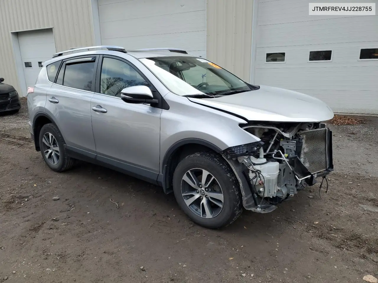 JTMRFREV4JJ228755 2018 Toyota Rav4