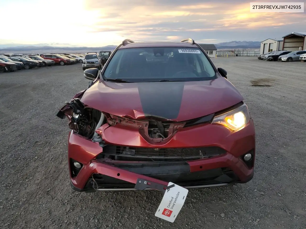 2T3RFREVXJW742935 2018 Toyota Rav4 Adventure