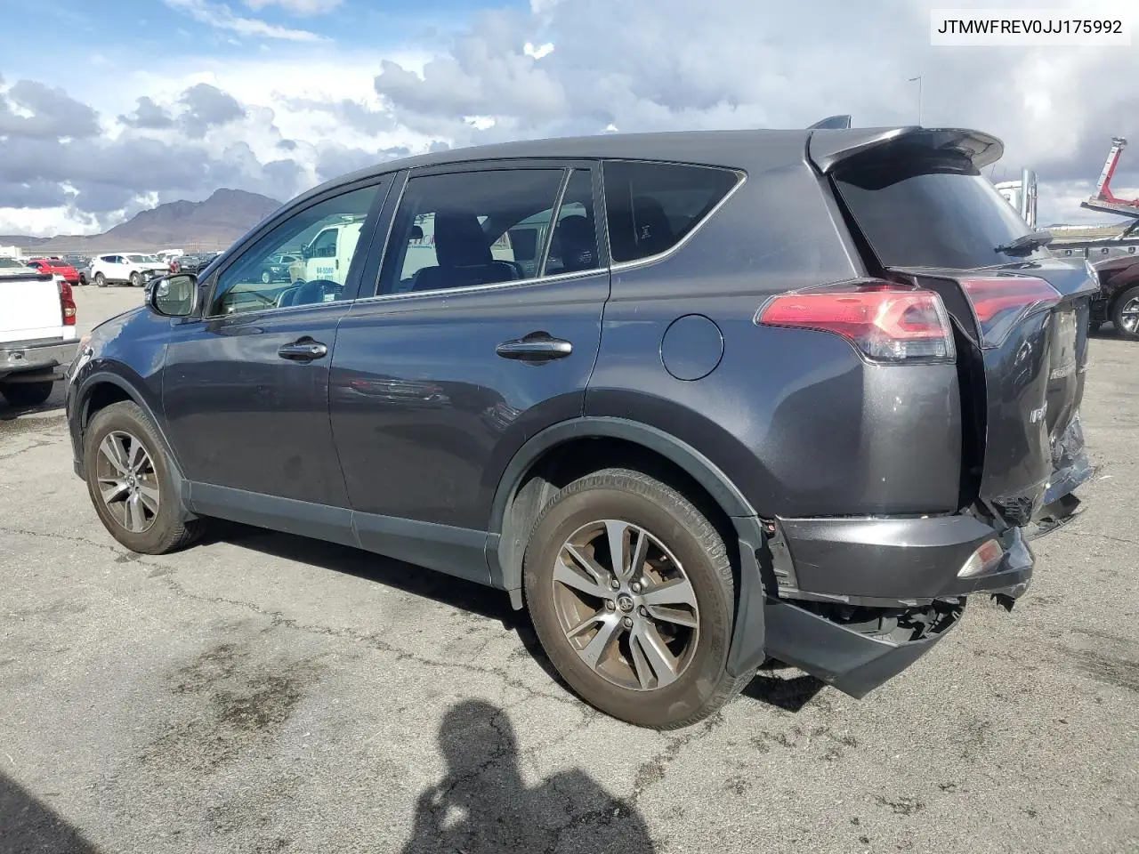 JTMWFREV0JJ175992 2018 Toyota Rav4 Adventure