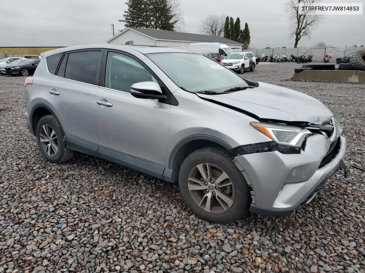 2T3RFREV7JW814853 2018 Toyota Rav4 Adventure