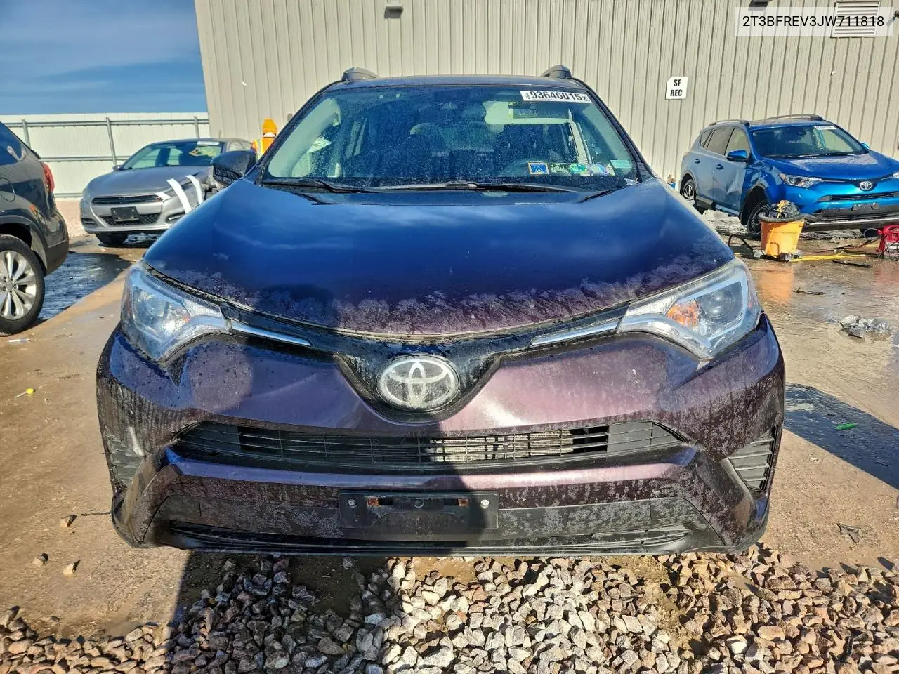 2T3BFREV3JW711818 2018 Toyota Rav4 Le
