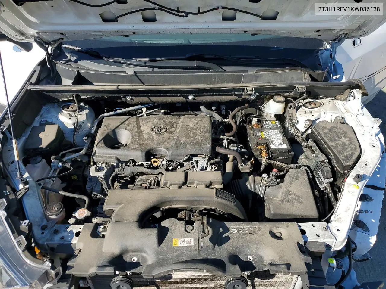 2T3H1RFV1KW036138 2019 Toyota Rav4 Le