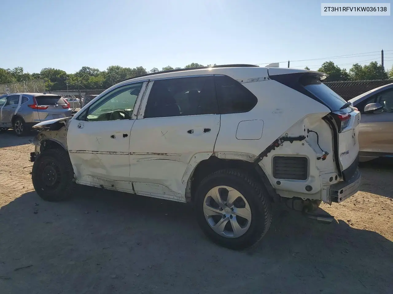 2T3H1RFV1KW036138 2019 Toyota Rav4 Le