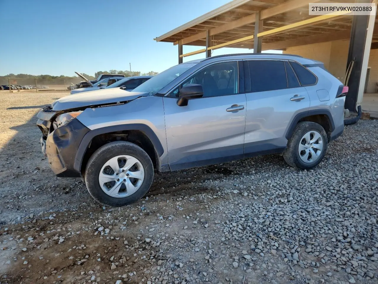2T3H1RFV9KW020883 2019 Toyota Rav4 Le
