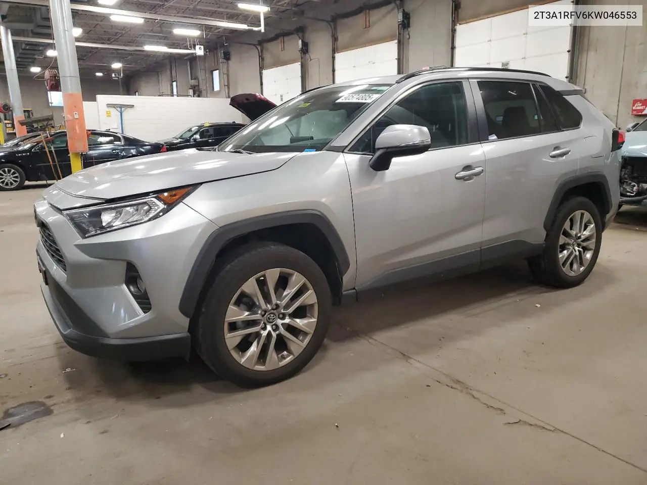 2T3A1RFV6KW046553 2019 Toyota Rav4 Xle Premium