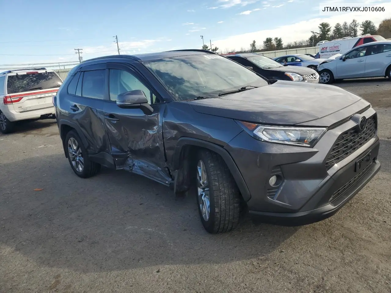 JTMA1RFVXKJ010606 2019 Toyota Rav4 Xle Premium