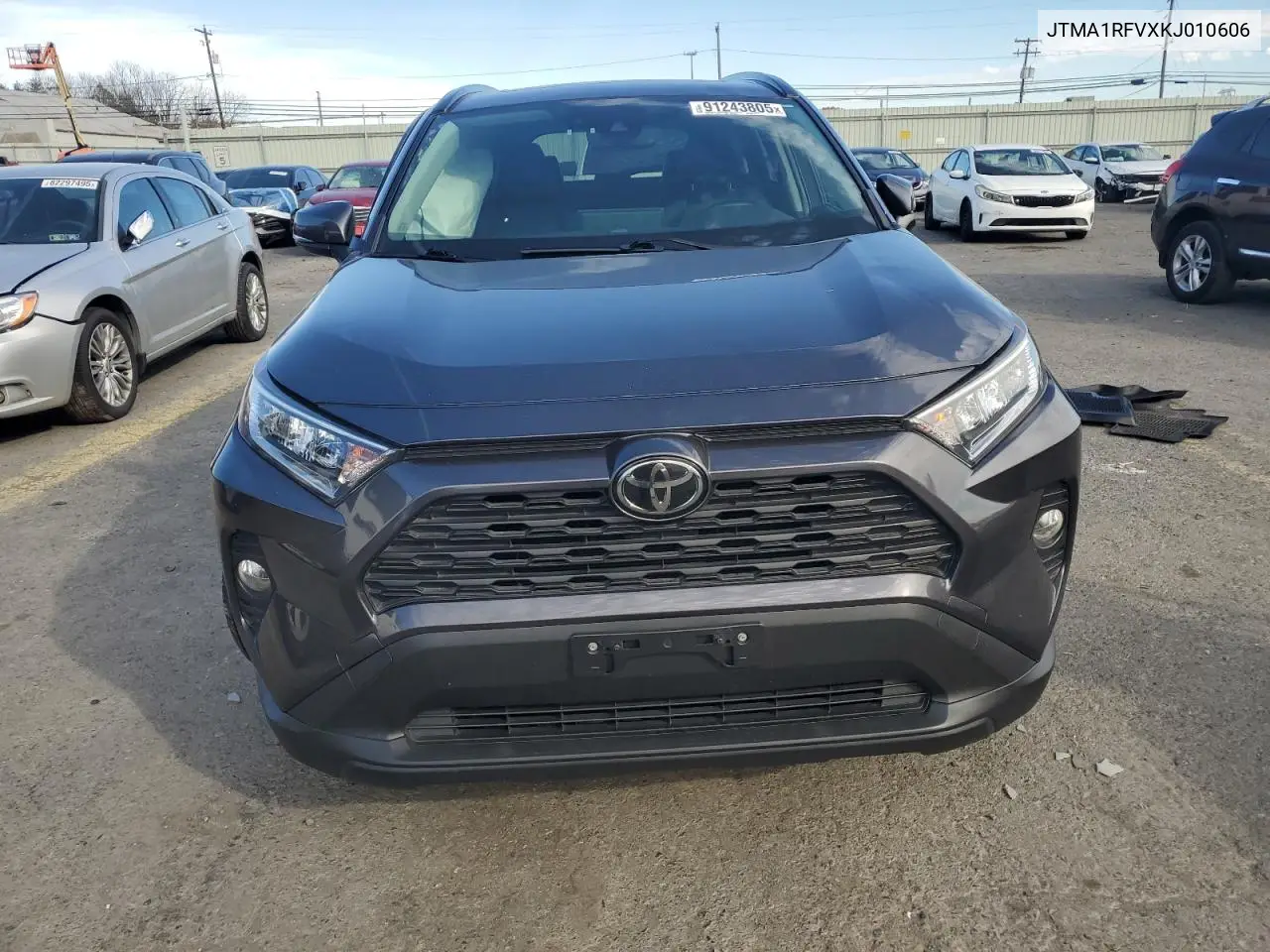 JTMA1RFVXKJ010606 2019 Toyota Rav4 Xle Premium
